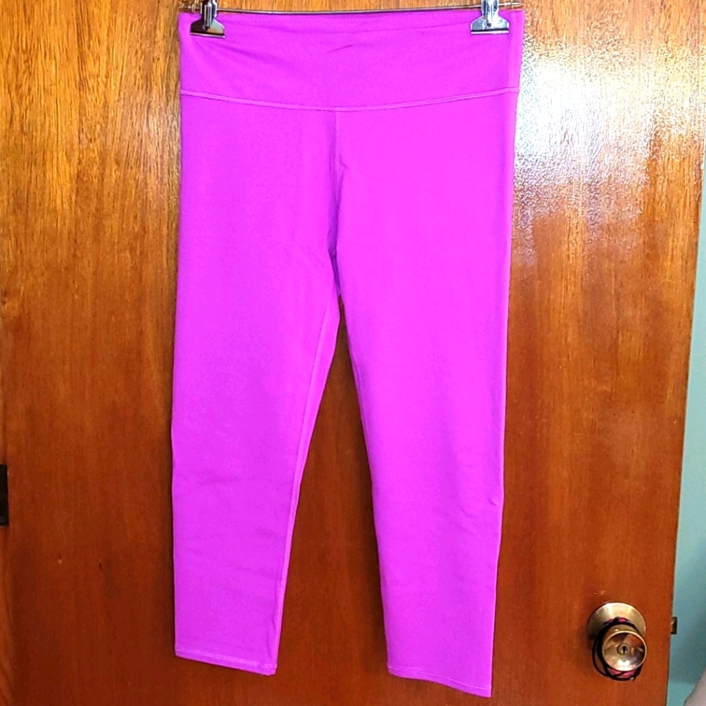 Fabletics Cropped Leggings